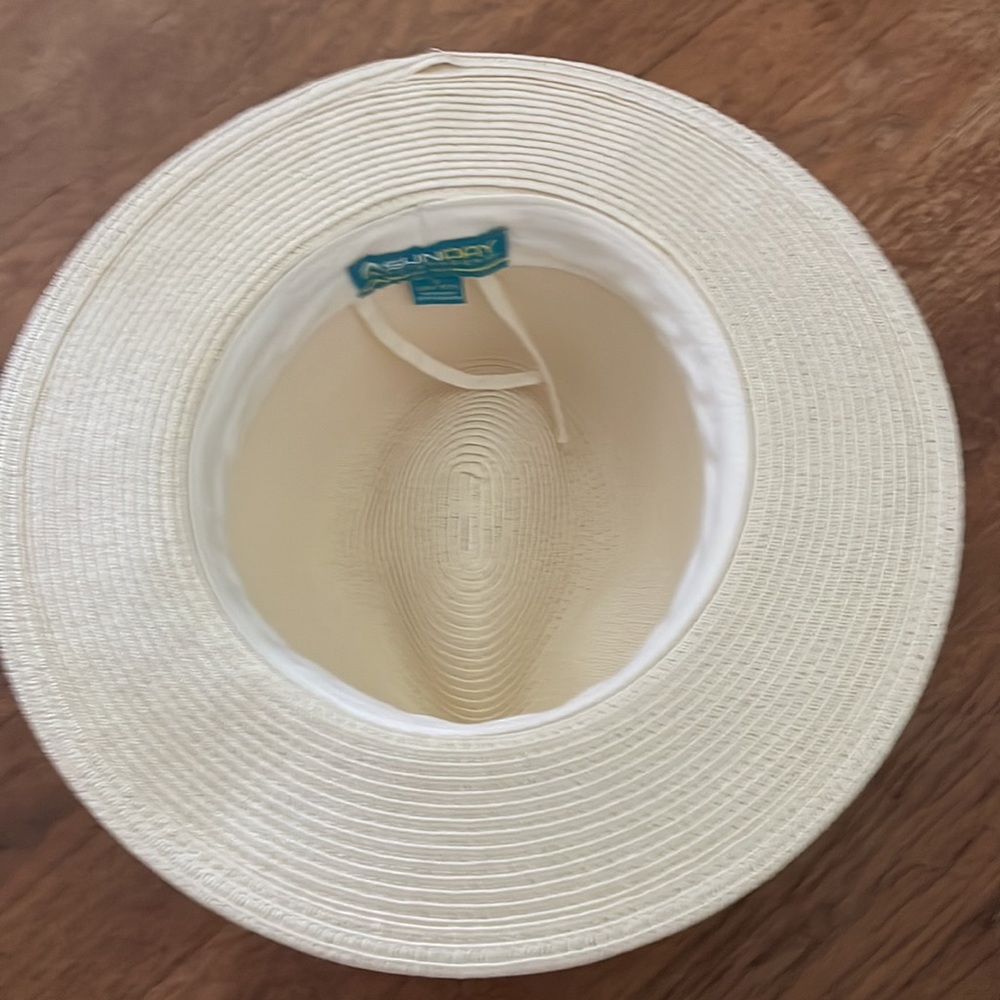 Sundry hat - Picture 4 of 4